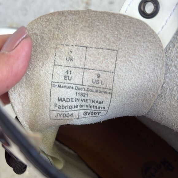 Dr Martens white boots - Picture 10 of 11